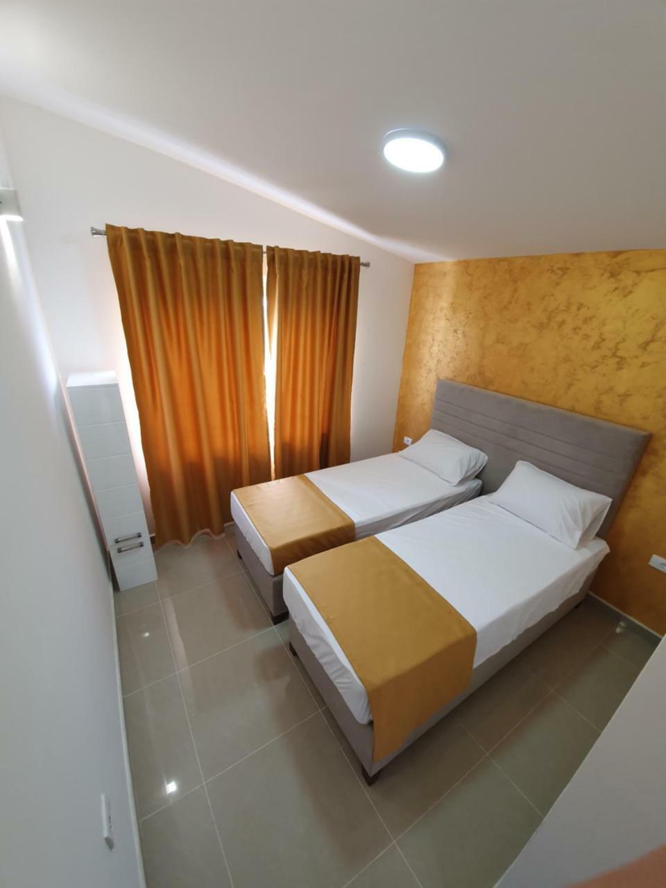 Apartments Melbourne Улцинь Экстерьер фото