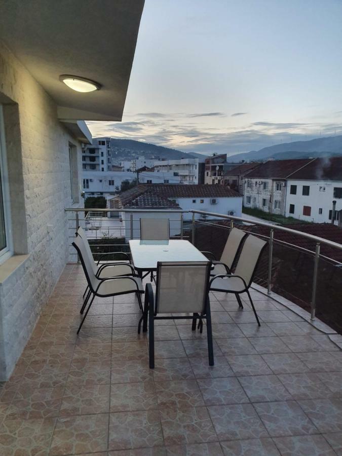 Apartments Melbourne Улцинь Экстерьер фото